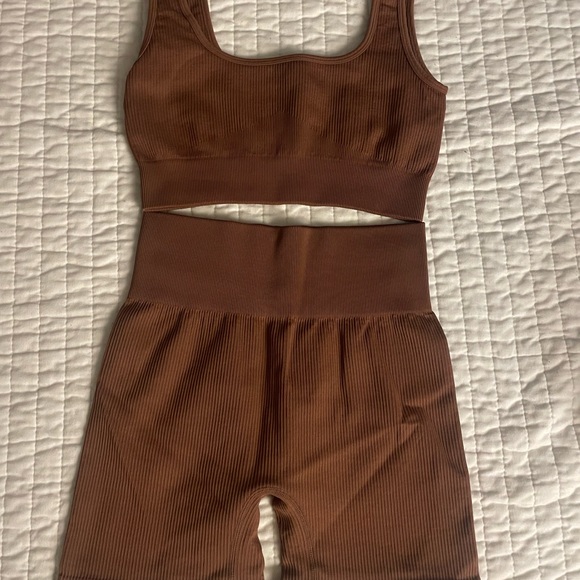 Women's Brown Ribbed Intimate Set - Picture 2 of 3